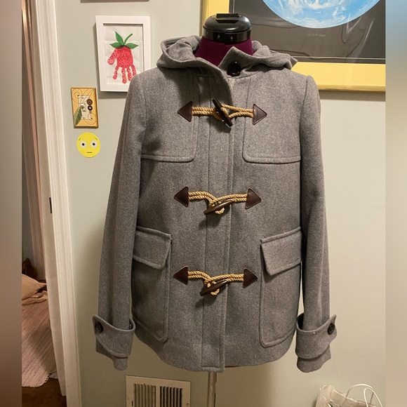 J Crew Classic Duffle Coat  Melton Wool Gray Toggle Italy coat. Like new - Picture 5 of 13